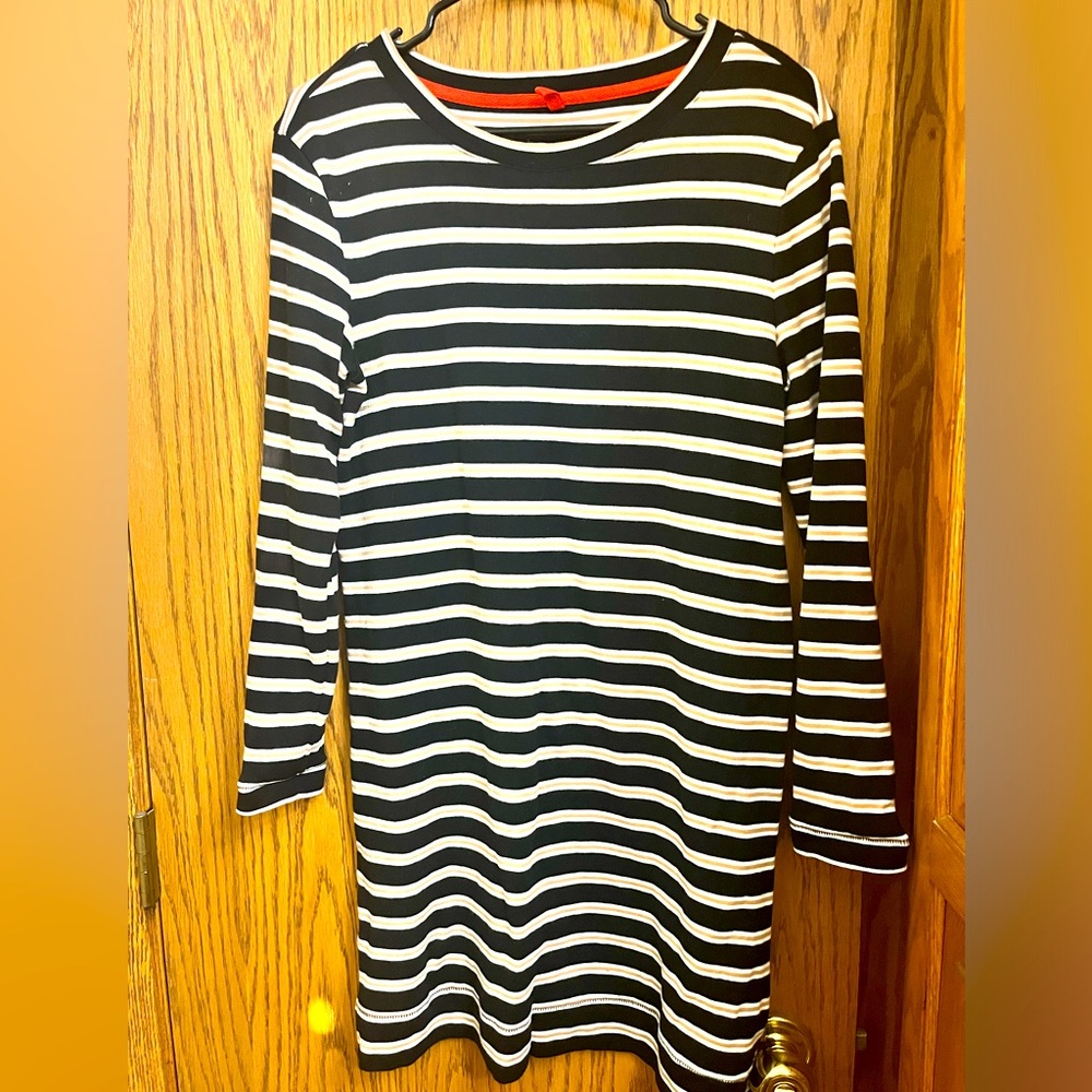 Lou & Grey long-sleeve dress